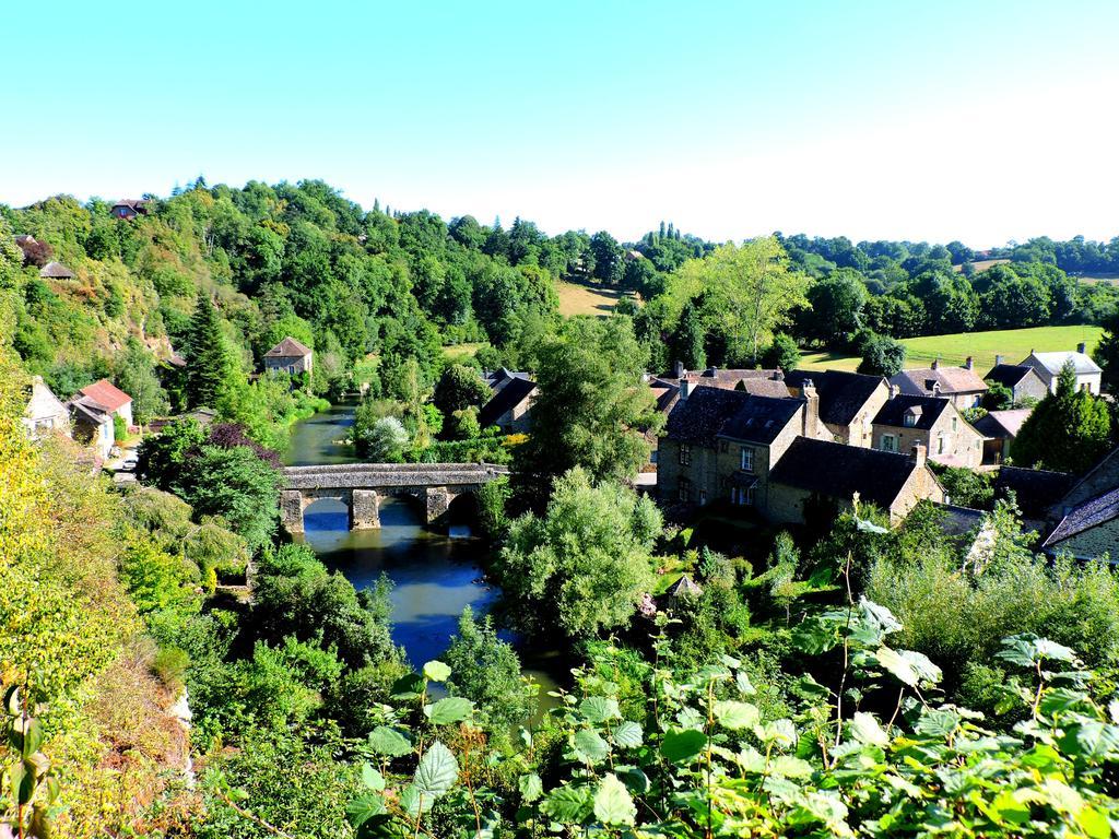 ホテル Gite Dans Les Alpes Mancelles Gesnes-le-Gandelin エクステリア 写真