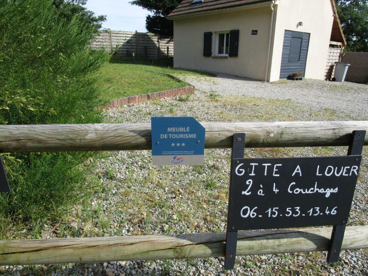 ホテル Gite Dans Les Alpes Mancelles Gesnes-le-Gandelin エクステリア 写真